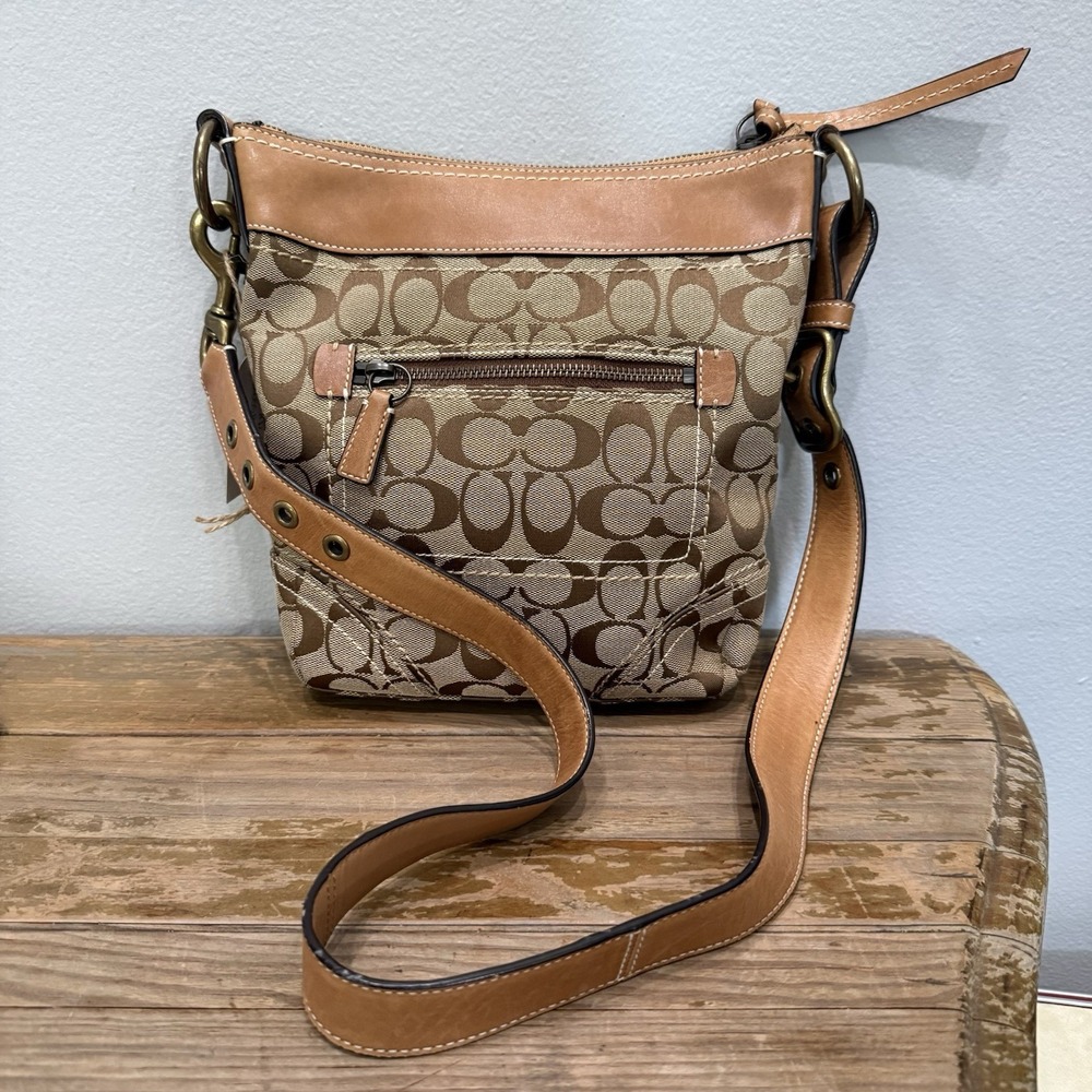 Coach Signature Monogram Crossbody Women Medium Tan Excellent Vintage 10402